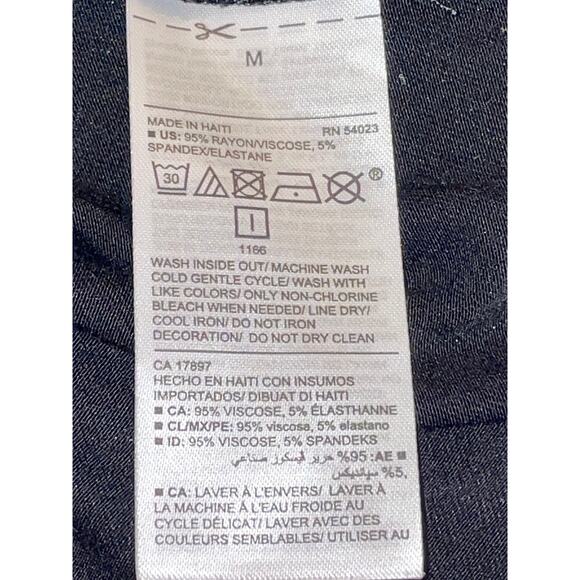 Old Navy Coffee & Confidence Tee‎ Shirt - Size M - Picture 7 of 9